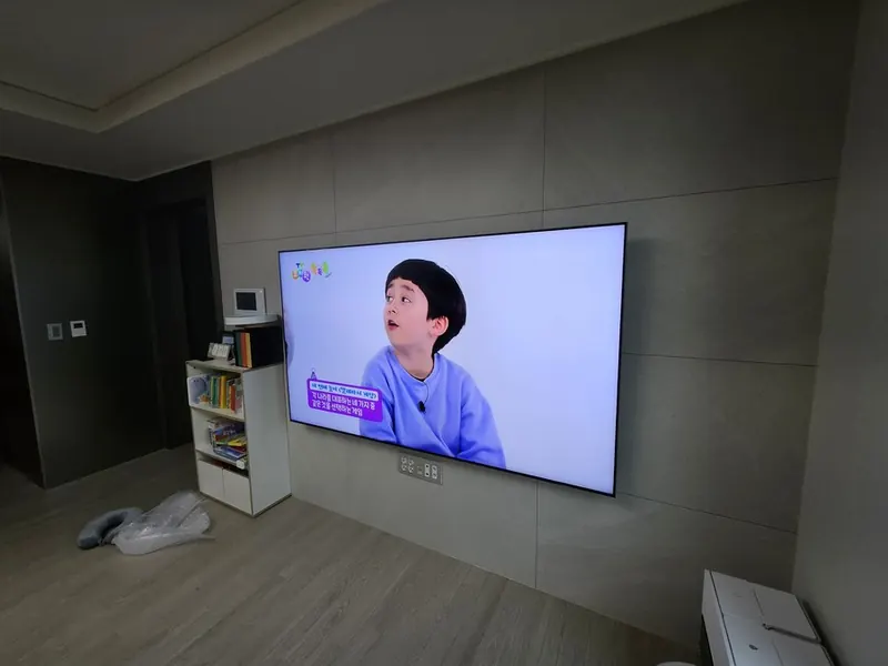 판교 풍경채 어바니티 무타공 벽걸이TV 사선