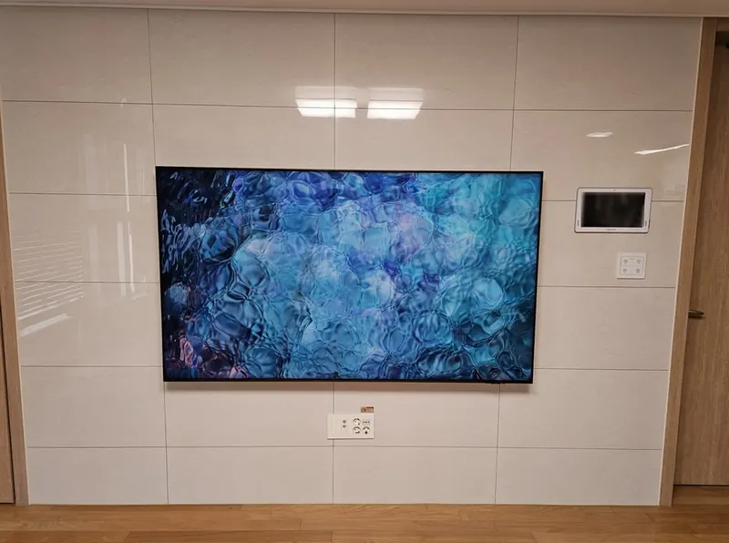 송파 헬리오시티 무타공 벽걸이TV 정면